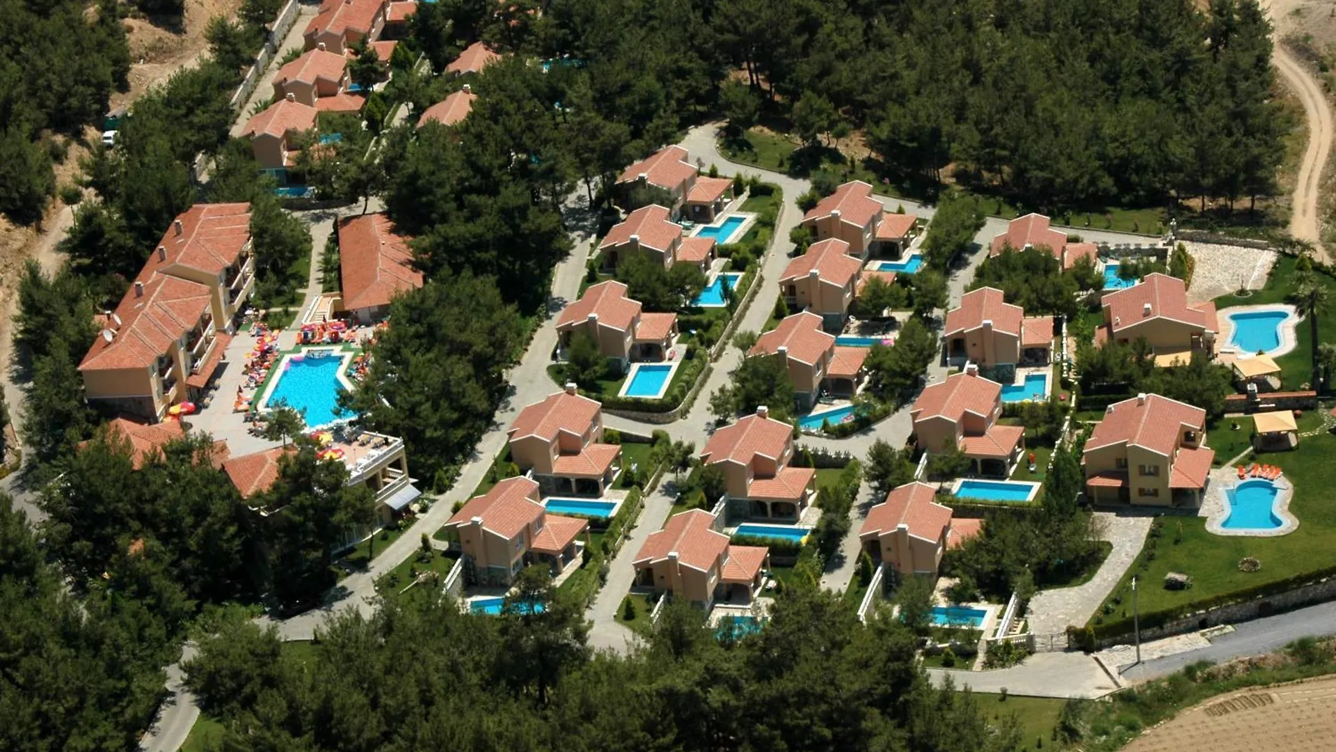 بيت ضيافة Pine Club Apart Hotel كوشاداسيه تركيا